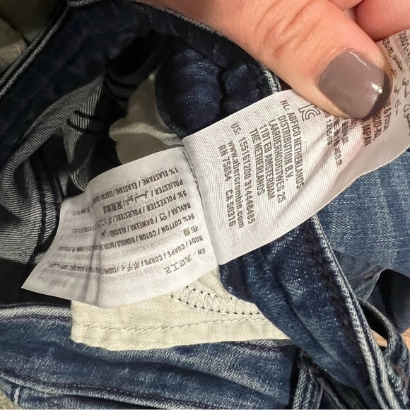 Abercrombie & Fitch Super Skinny Mid Rise Jean - Picture 8 of 8